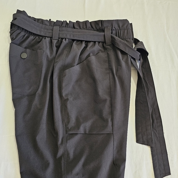 Athleta skyline paper bag waist pants size 2 petite black pants with Belt - Picture 5 of 14